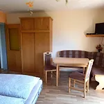 Tischnerhof Farm stay *
